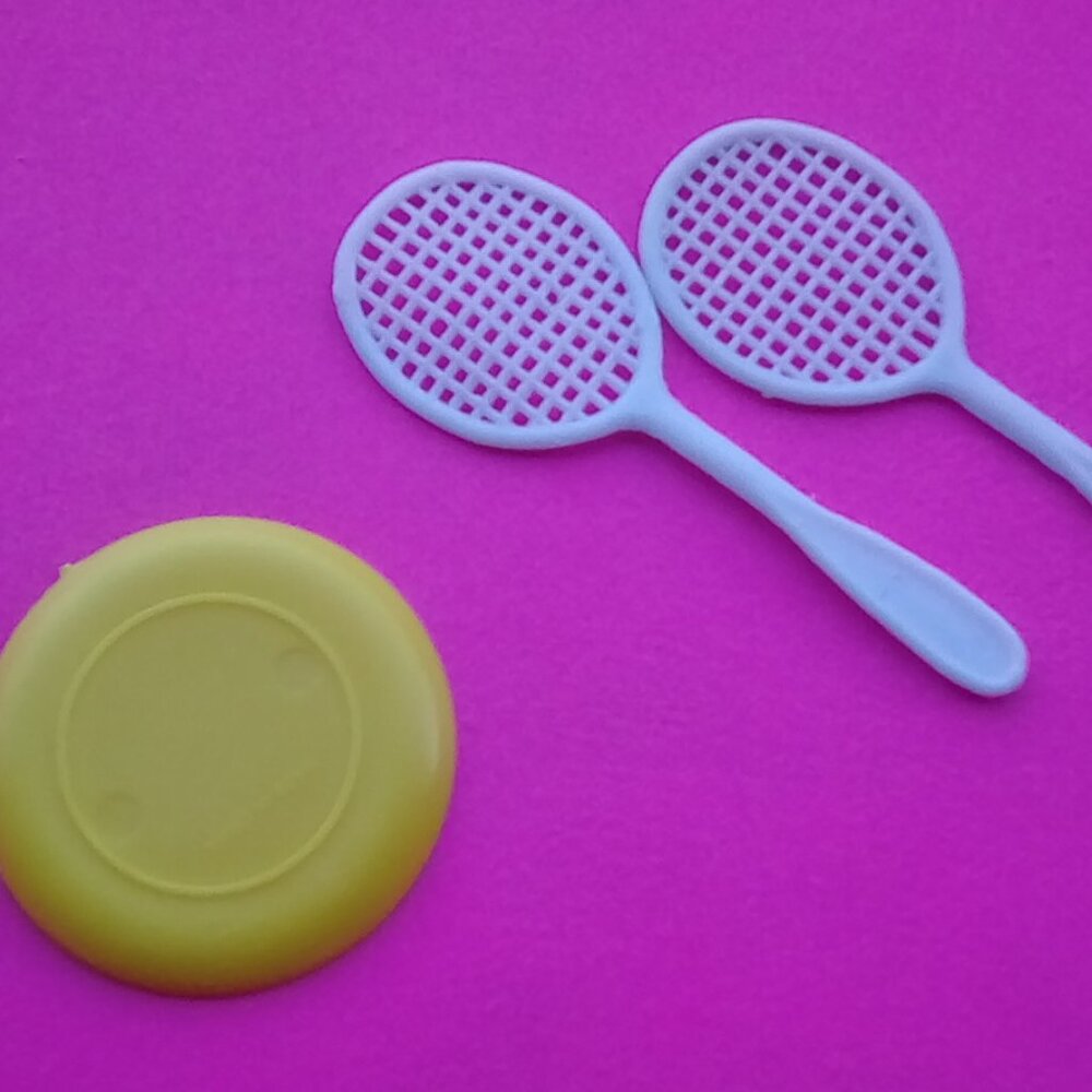 - Barbie Doll size house summer beach accessories 80s